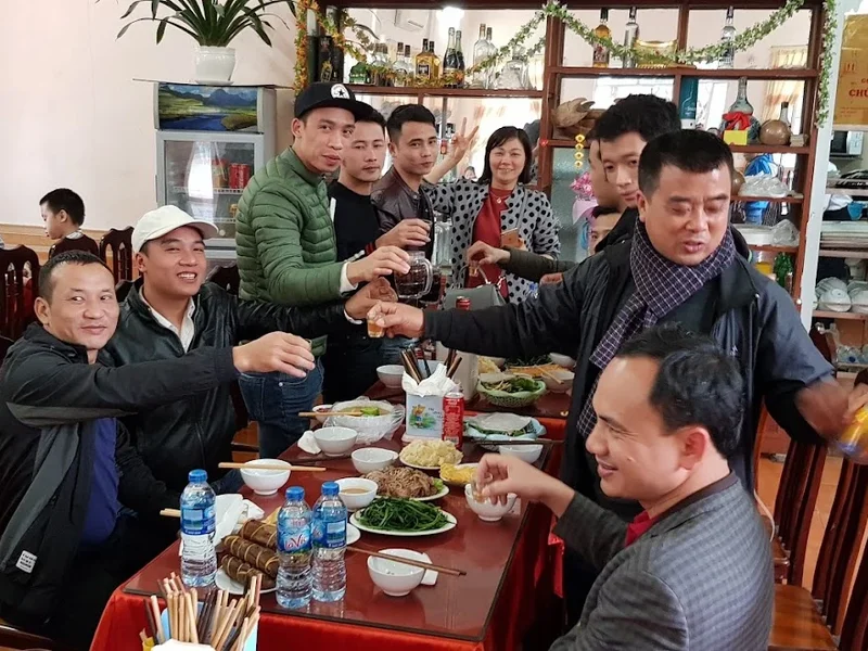 Nhà hàng Hoàng Phương