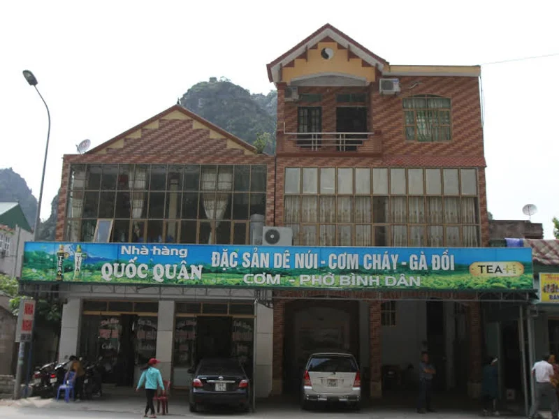 Nhà Hàng Quốc Quân