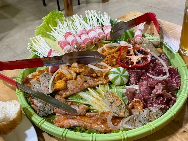 Andee Sapa Restaurant - Buffet Grill Hotpot and Vegan Food