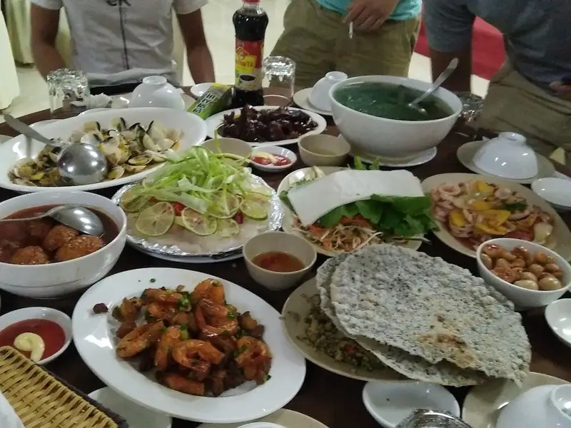 Lá Cọ La Maison Restaurant - Nhà Hàng Quảng Bình