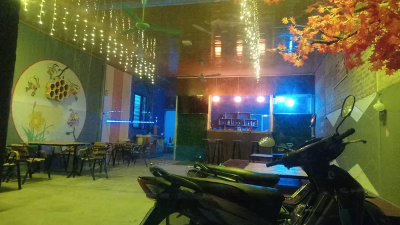 Karaoke Hồng Quân Cafe & Tea