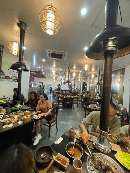 Busan BBQ Buffet Lẫu nướng