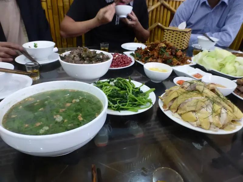 Nhà hàng Bẩy Vân