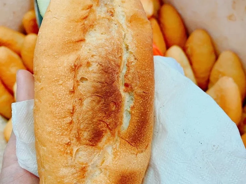 Bánh mỳ thắm kỳ