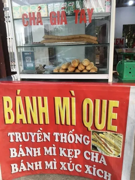 Bánh Mì Que Bà Hiên