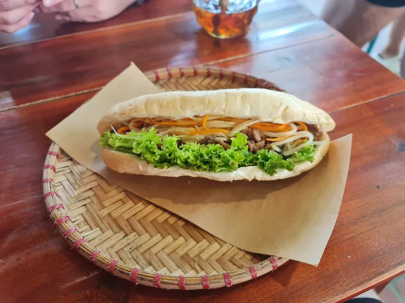 Banh mi Hanoi