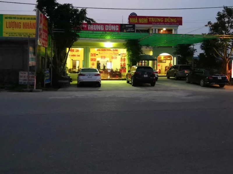 Nhà Hàng Trung Dũng Bái Đính