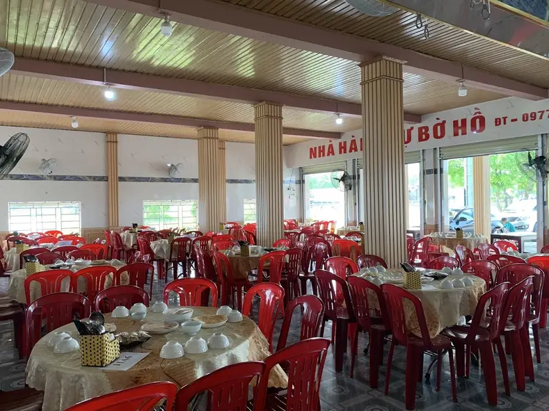 Quán Cơm Bờ Hồ