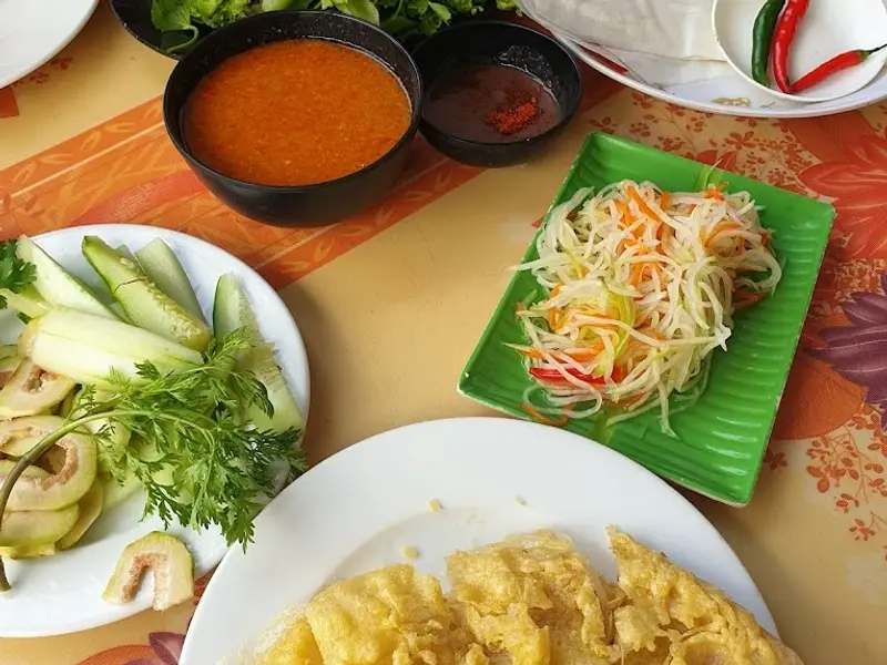 Bánh khoái Tứ Quý