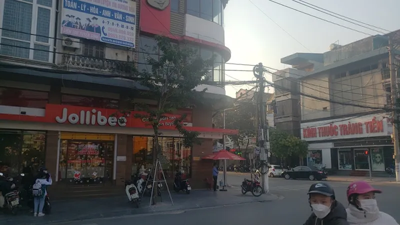 JolliBee Ninh Bình Trần Hưng Đạo