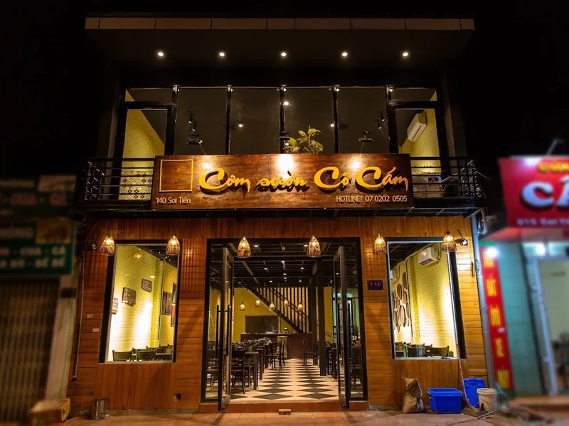 Cơm Sườn Cô Cám