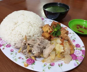 quán bánh mì chảo tại Đồng Văn Hà Giang