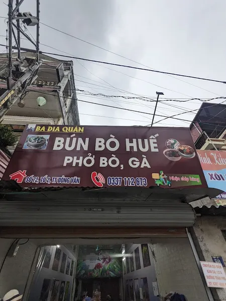 Quán bún phở của Thị