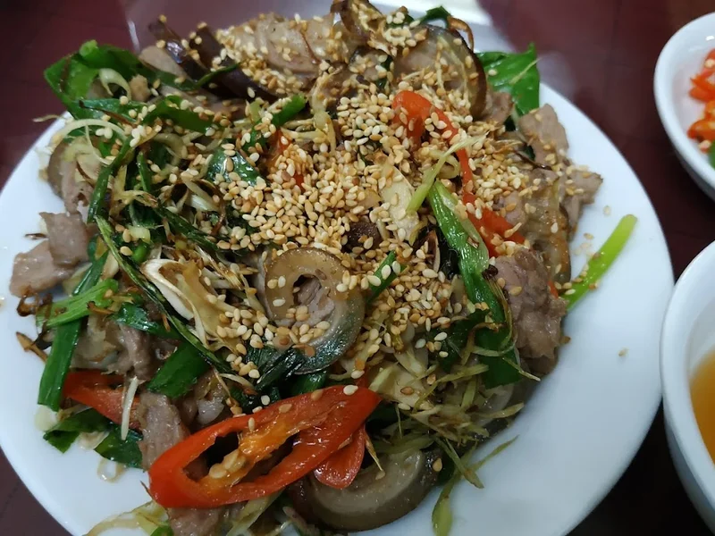 Nhà hàng Ba Cửa Ninh Bình