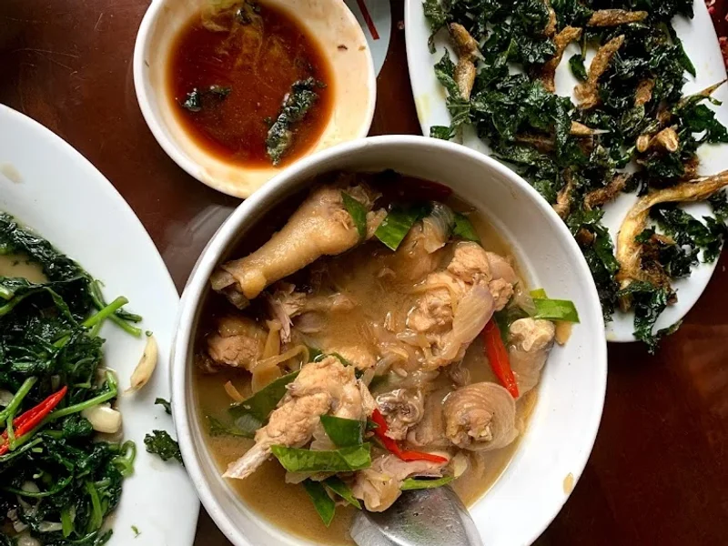 Quán Cá Vân kiên