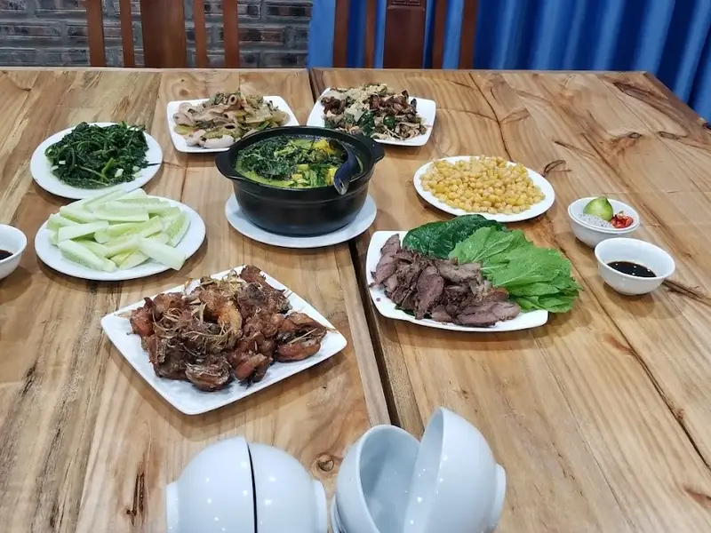 Nhà Hàng Hợp Thủy Mai Châu