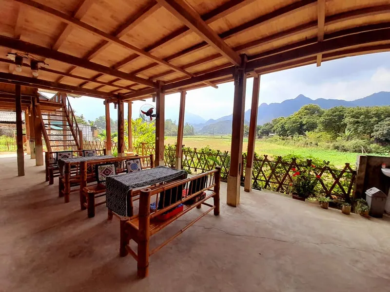 Meadow Mai Chau Restaurant