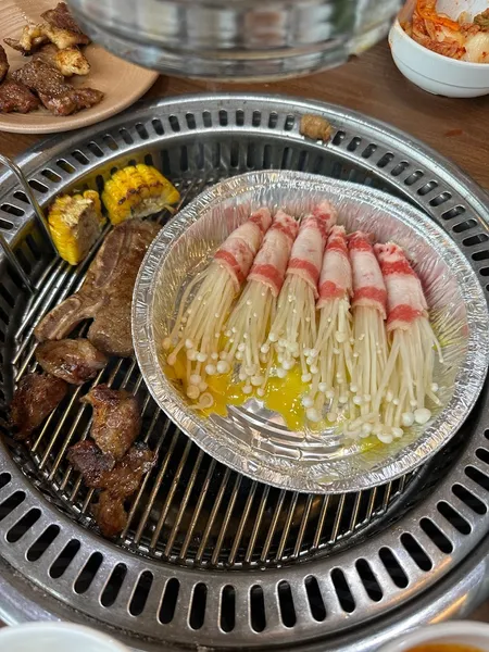 한식당 KÍT BBQ Nhà Hàng Hàn Quốc