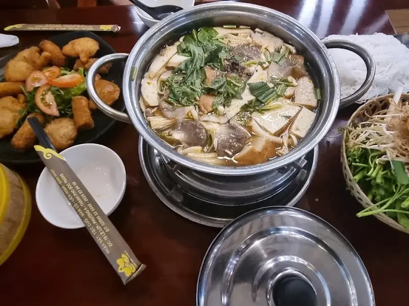 Ẩm thực chay Thuận 2