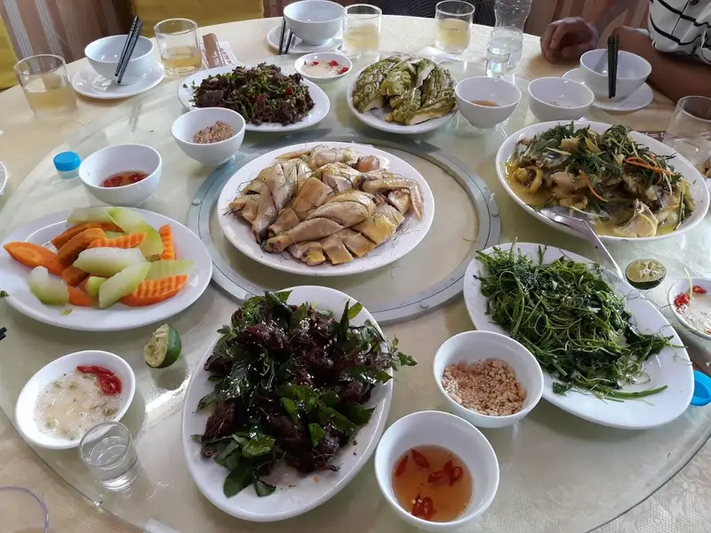 Ẩm Thực Nhà Sàn