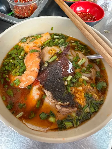 Bánh Canh Cua Linh