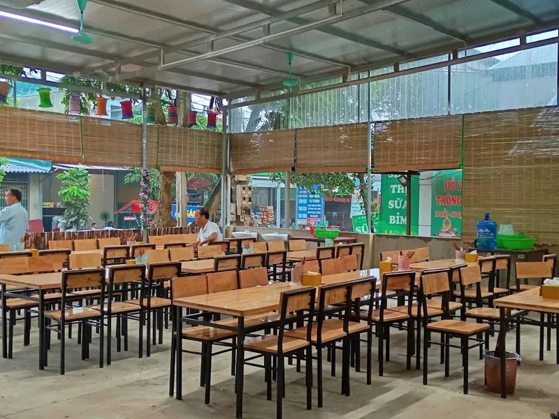 Nhà Hàng Yên Bái - 中国餐厅