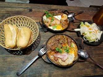 Top 13 quán bánh mì chảo tại Thành phố Hồ Chí Minh