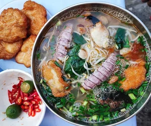 quán bún cá tại Hạ Long Quảng Ninh