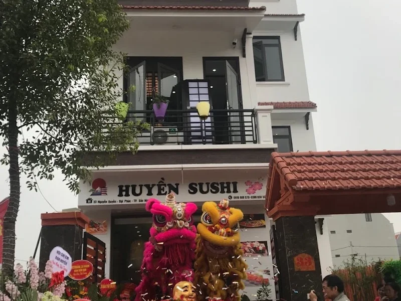 Nhà Hàng Huyền Sushi