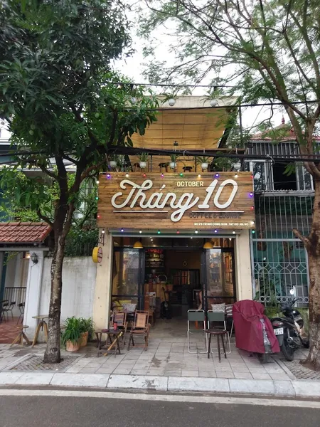 Cafe Tháng 10