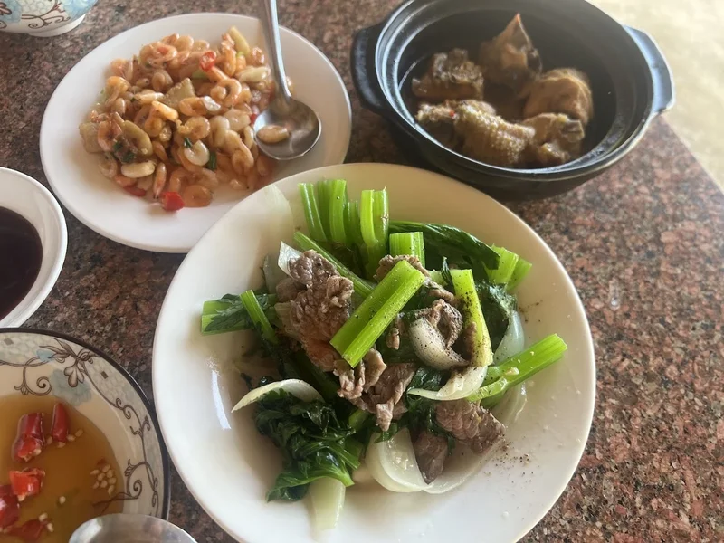 Quán Cơm Hương