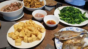 quán ăn trưa tại Thủy Nguyên Hải Phòng