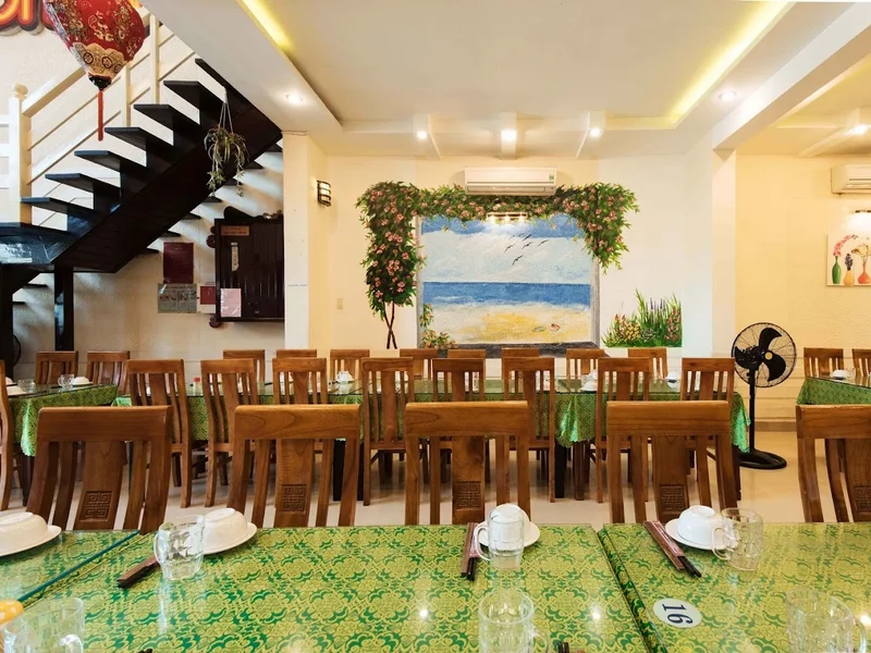 Nhà Hàng Cơm Niêu Hồng Phúc