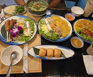 quán ăn trưa tại Hải Châu Đà Nẵng