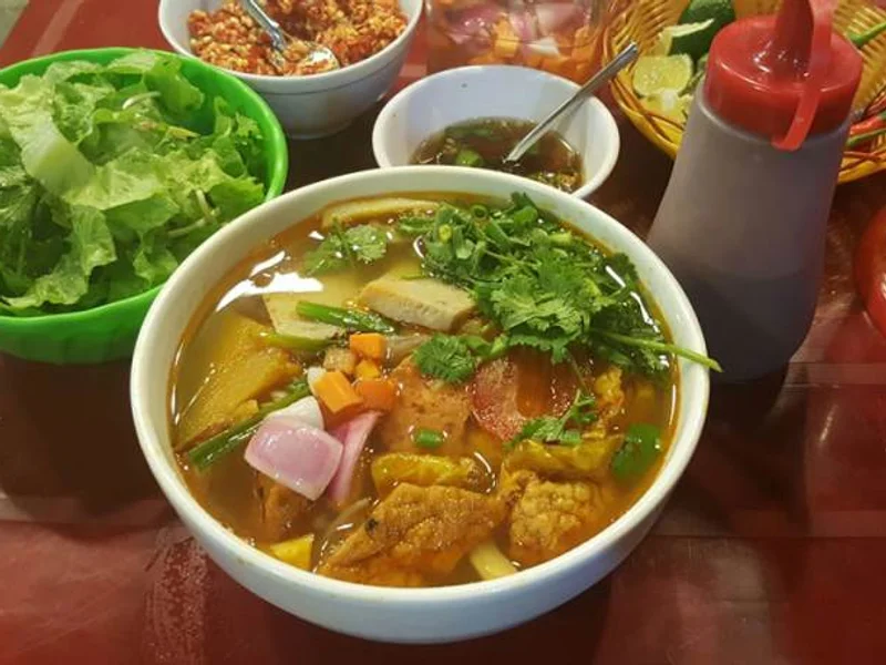 Bún Chả Cá Tam Giác