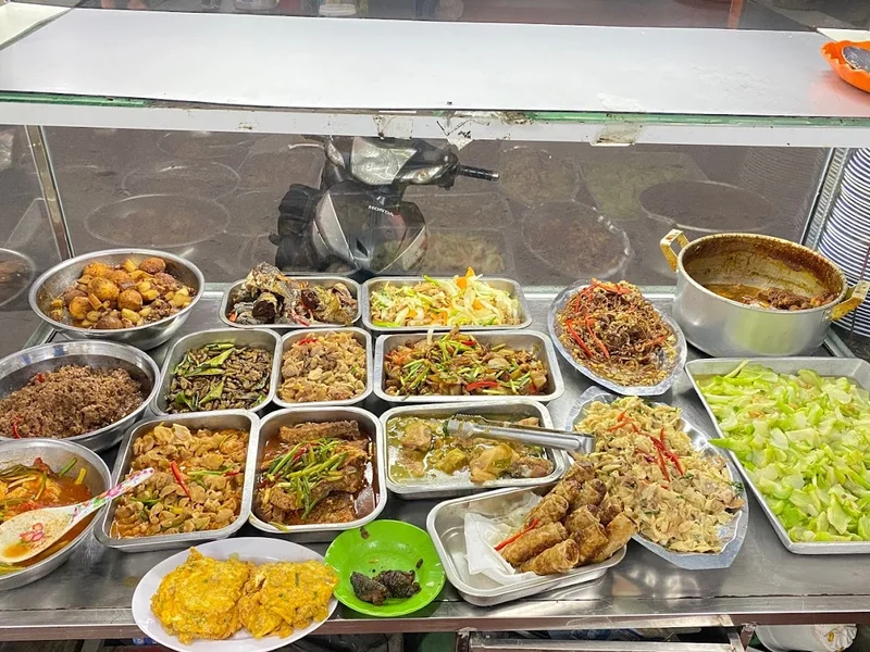 Cơm ngon Xuân Thành số 9 Bồ Đề Long Biên