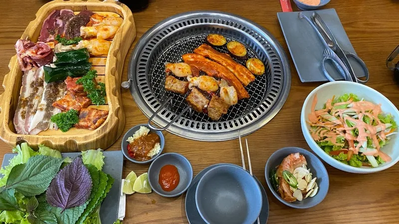 Orifood BBQ & Hotpot Sư Vạn Hạnh