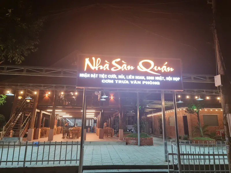 Nhà Sàn Quán