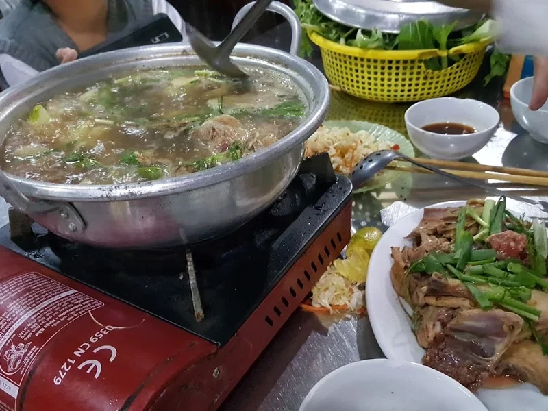 Quán Lẩu Vịt 117