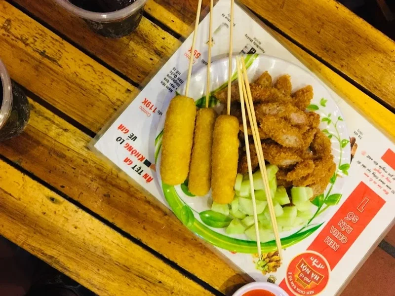 Phố Cổ Hà Nội - Nem chua rán số 1