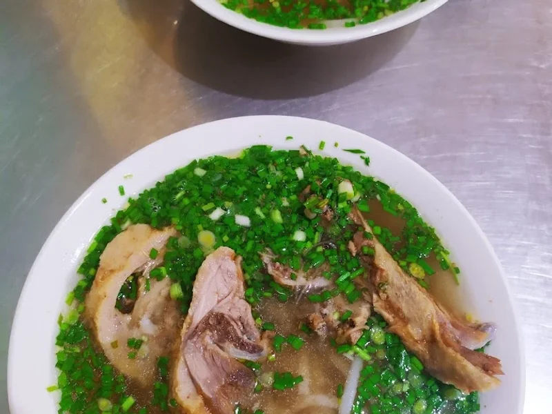 Quán Hoa - Bánh Canh Vịt