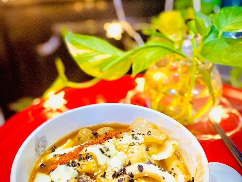 Cô chủ nhỏ Tokbokki - Mì cay & Bánh gạo Hàn Quốc