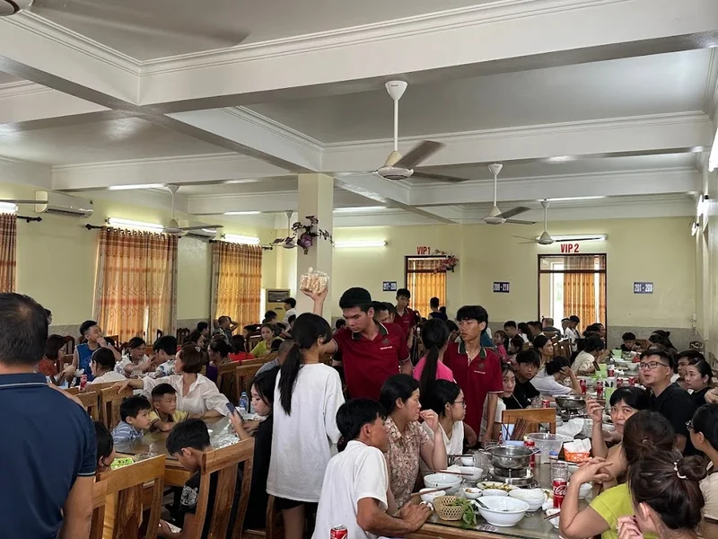 Nhà Hàng Tam Điệp