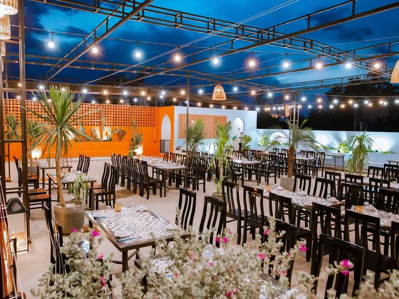 Lá Cọ Beach - Nhà Hàng Hải Sản Quảng