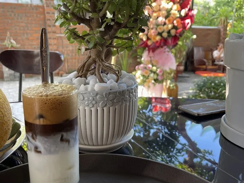 Bờm’s Coffee & Food