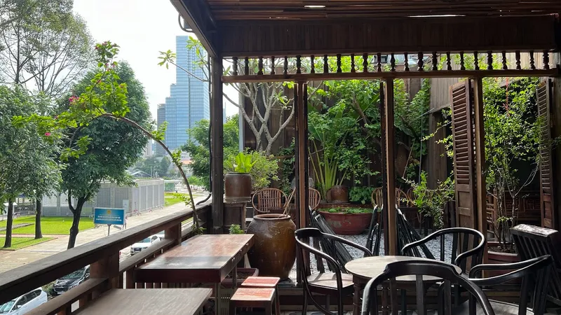 Tiệm Cafe Sài Gòn Xưa