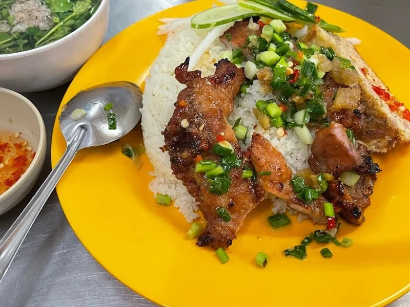 Cơm Tấm 229 Vĩnh Viễn