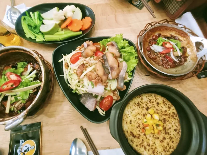 MelyFood Nguyễn Tri Phương - Cơm Niêu Mely