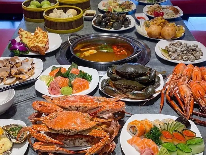 Buffet Hải Sản Cửu Vân Long Số 10 Trần Phú