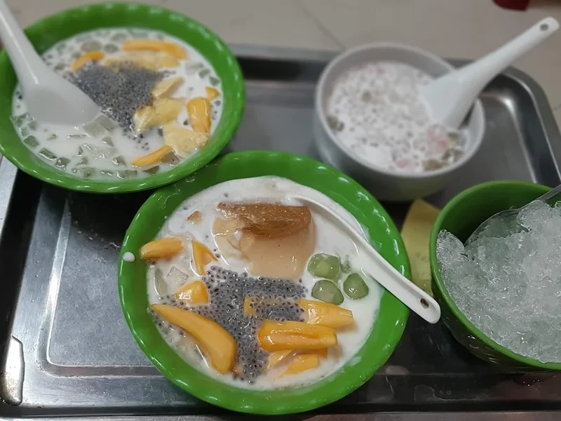 Quán Chè Bát Phố Cổ